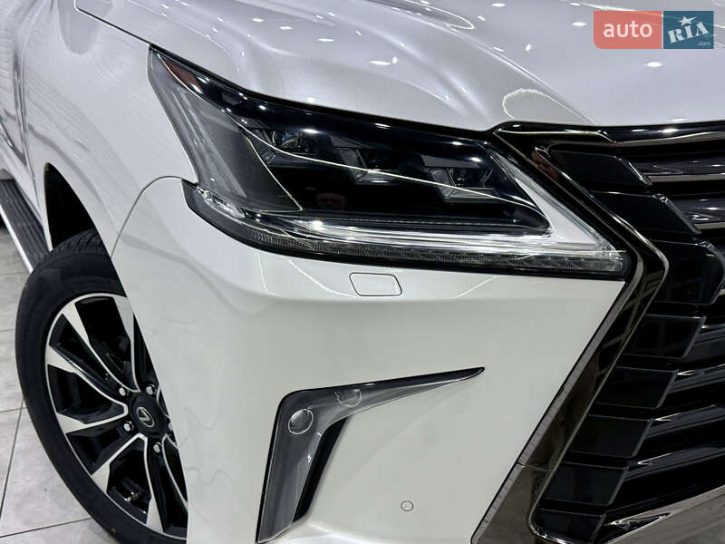Внедорожник / Кроссовер Lexus LX 2020 в Одессе