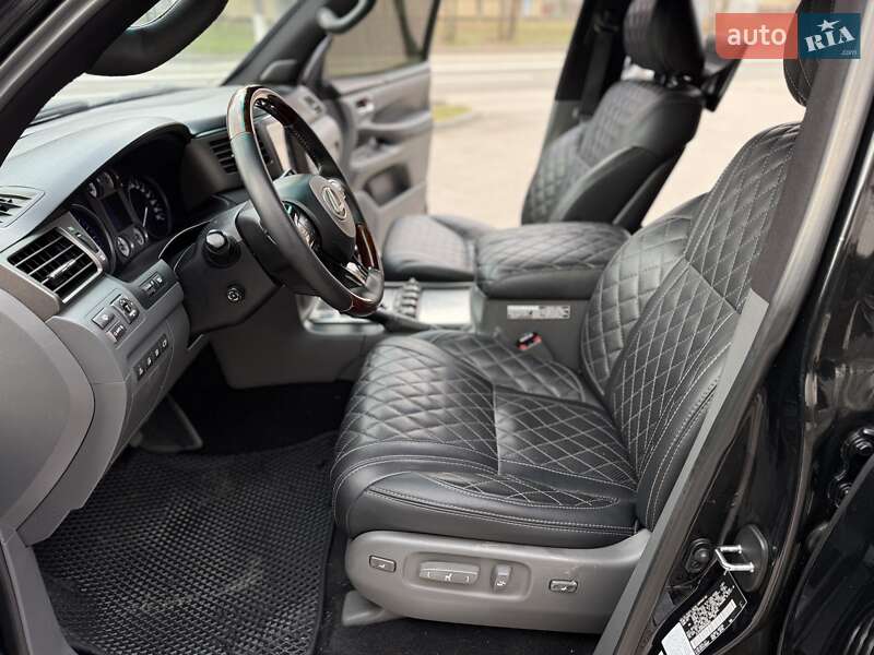 Внедорожник / Кроссовер Lexus LX 2008 в Днепре