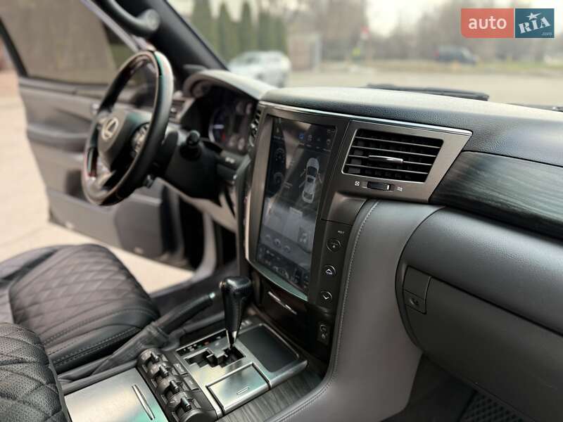 Внедорожник / Кроссовер Lexus LX 2008 в Днепре