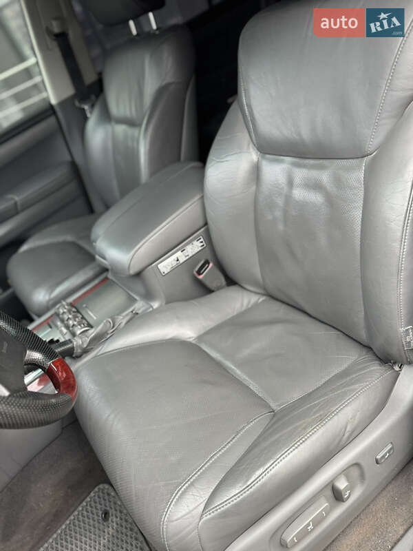 Внедорожник / Кроссовер Lexus LX 2010 в Полтаве