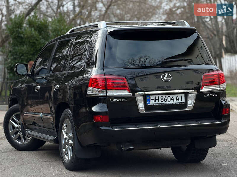 Внедорожник / Кроссовер Lexus LX 2013 в Одессе