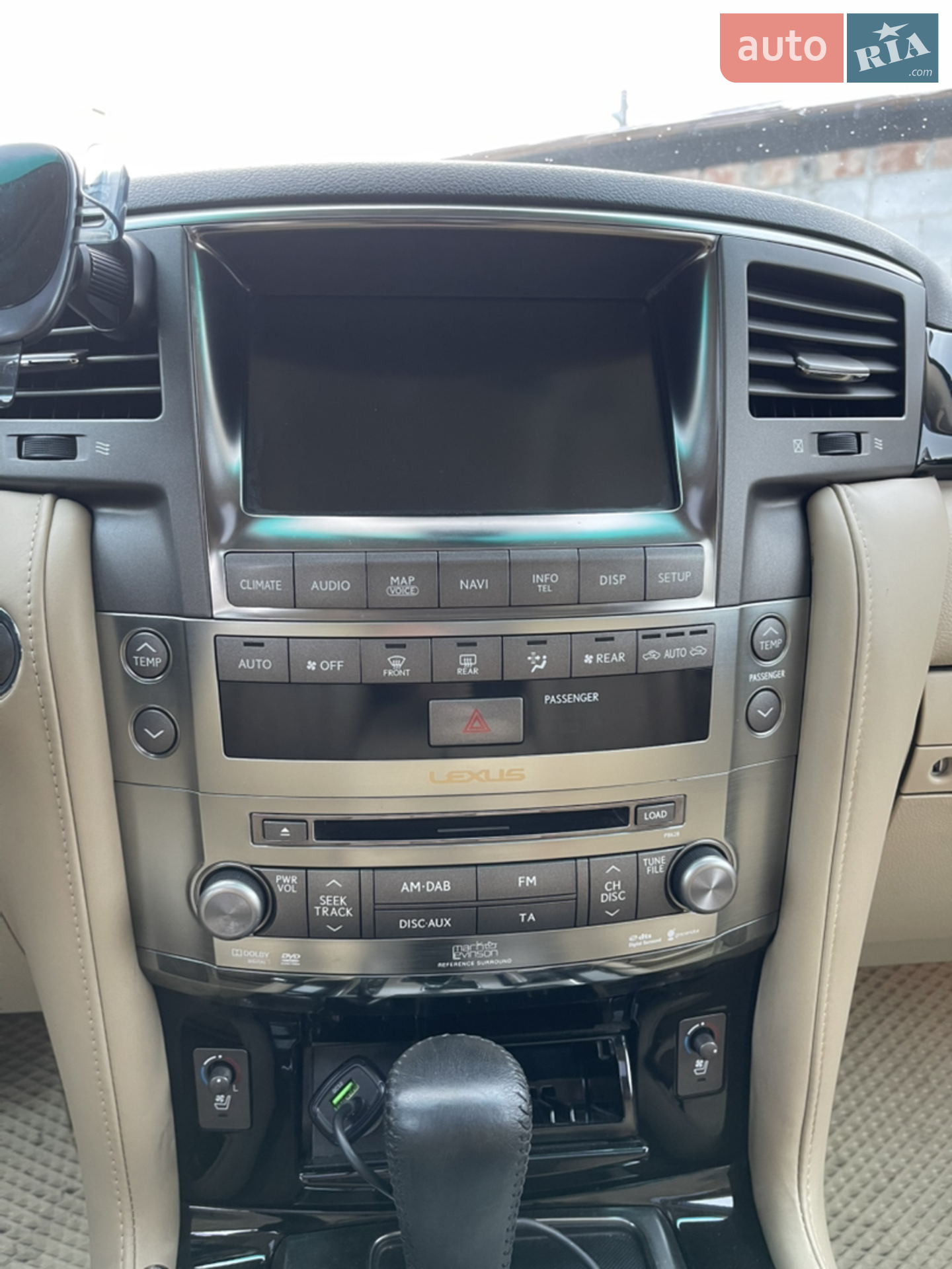 2011 Lexus LX - мініатюра 26