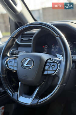 Внедорожник / Кроссовер Lexus LX 2022 в Николаеве