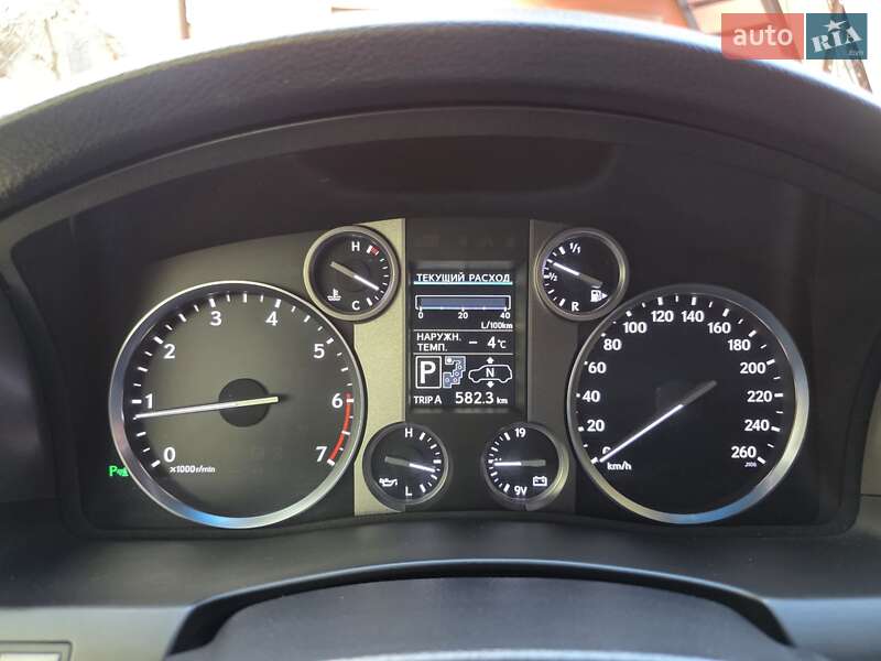 Позашляховик / Кросовер Lexus LX 2014 в Пирятині