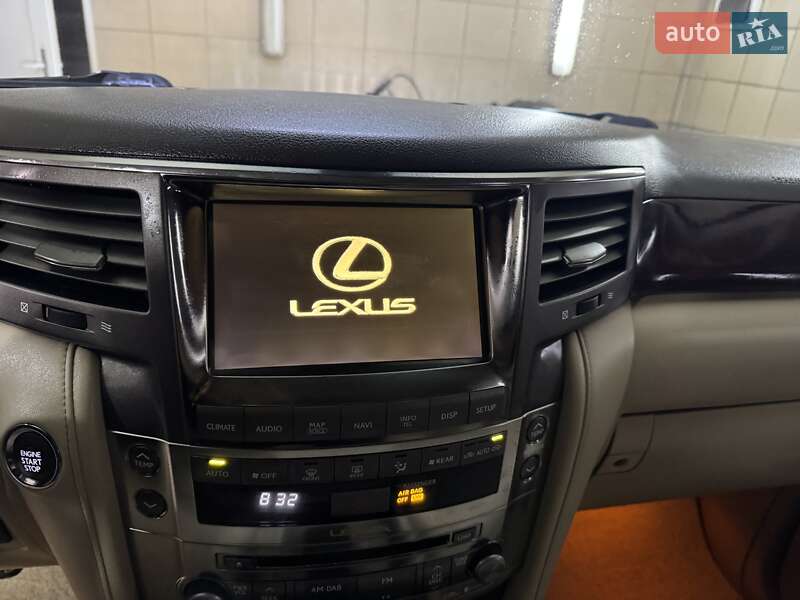 Внедорожник / Кроссовер Lexus LX 2012 в Умани