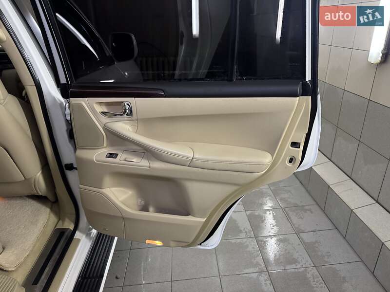 Внедорожник / Кроссовер Lexus LX 2012 в Умани