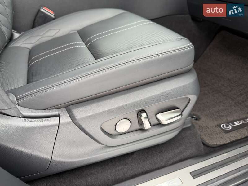 Внедорожник / Кроссовер Lexus LX 2022 в Киеве