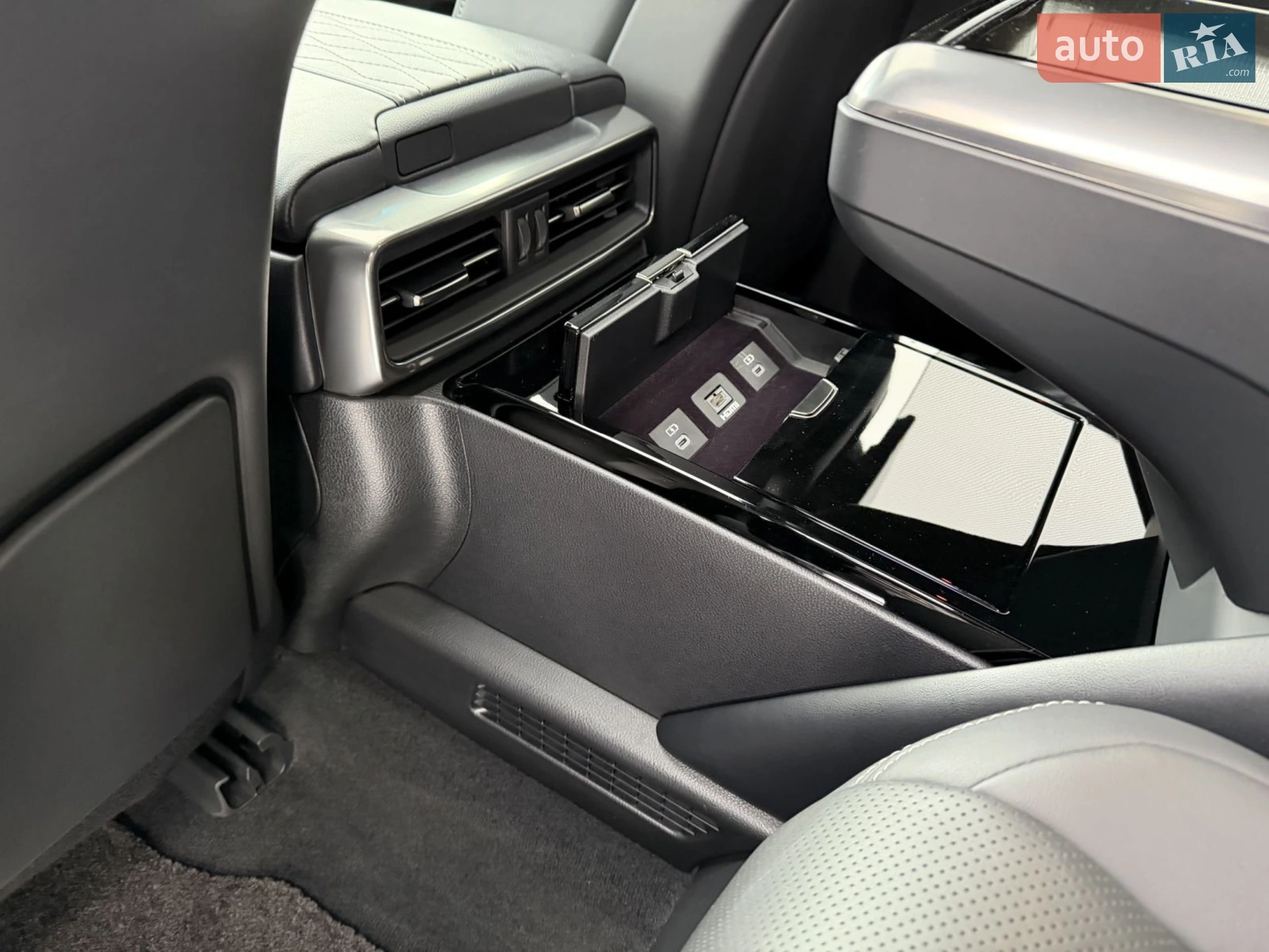 2022 Lexus LX - мініатюра 42