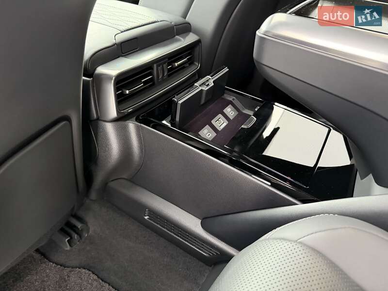 Внедорожник / Кроссовер Lexus LX 2022 в Киеве