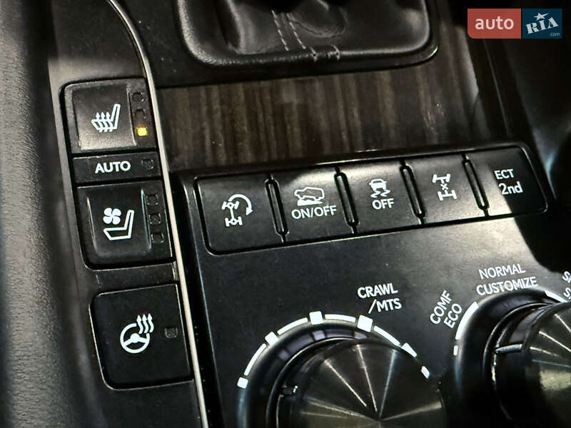 Внедорожник / Кроссовер Lexus LX 2020 в Одессе