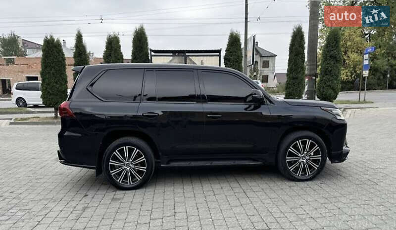 Внедорожник / Кроссовер Lexus LX 2016 в Днепре