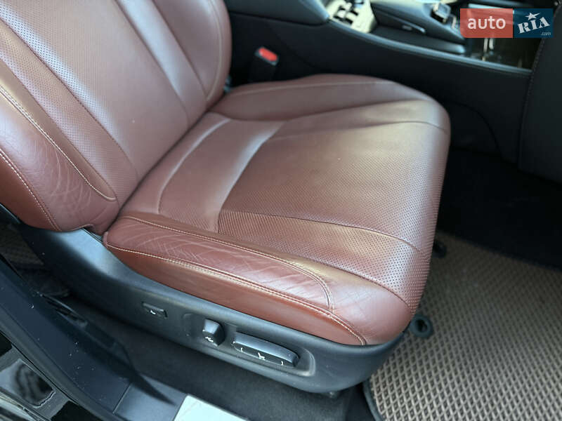 Внедорожник / Кроссовер Lexus LX 2021 в Львове фото 60 Внедорожник / Кроссовер Lexus LX 2021 в Львове