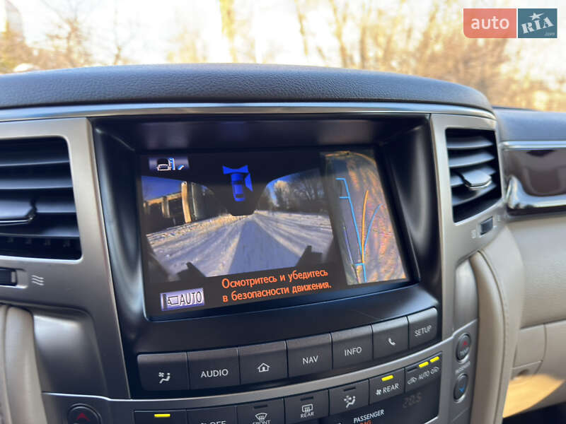 Внедорожник / Кроссовер Lexus LX 2012 в Днепре