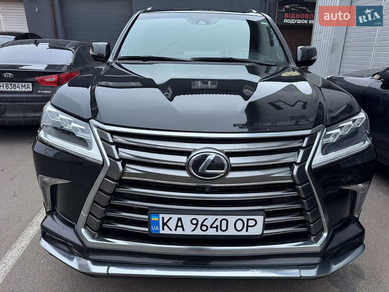 Внедорожник / Кроссовер Lexus LX 2017 в Киеве