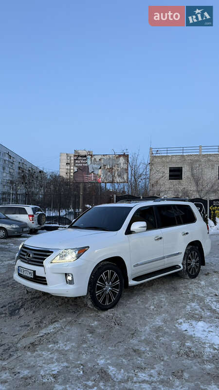 Позашляховик / Кросовер Lexus LX 2012 в Харкові