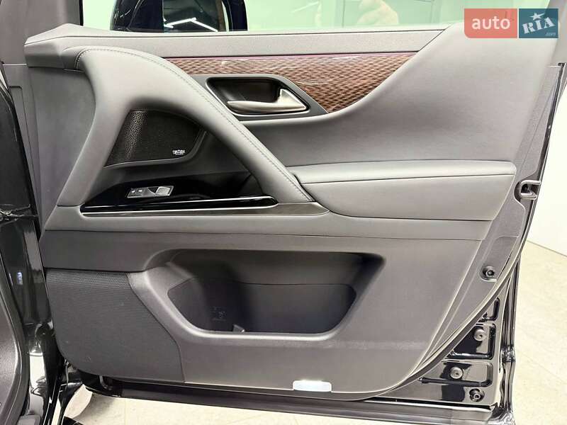 Позашляховик / Кросовер Lexus LX 2023 в Києві