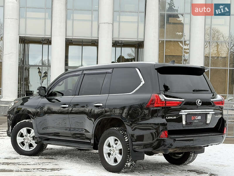 Внедорожник / Кроссовер Lexus LX 2016 в Одессе