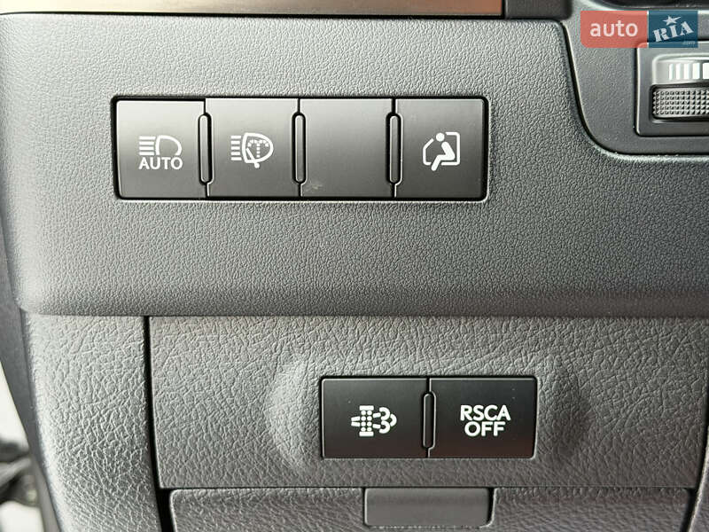 Внедорожник / Кроссовер Lexus LX 2016 в Одессе