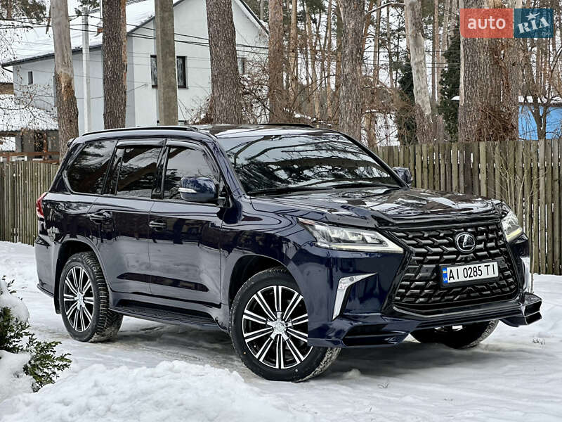 Lexus LX 2016