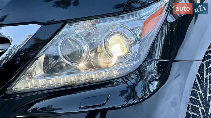 Внедорожник / Кроссовер Lexus LX 2013 в Киеве