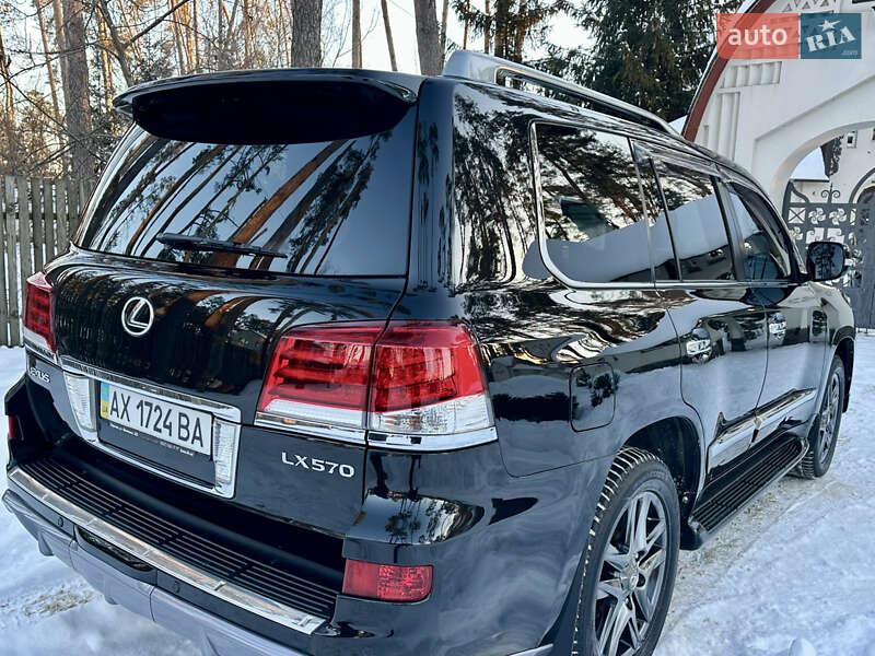 Внедорожник / Кроссовер Lexus LX 2013 в Киеве