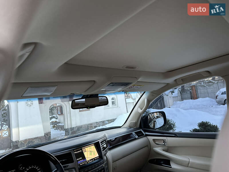 Внедорожник / Кроссовер Lexus LX 2013 в Киеве