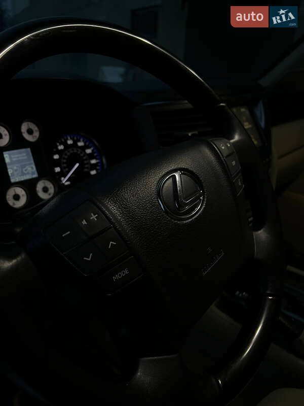 Позашляховик / Кросовер Lexus LX 2008 в Черкасах