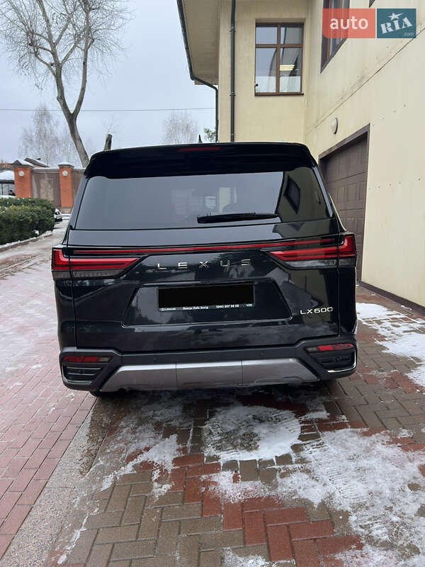 Позашляховик / Кросовер Lexus LX 2023 в Києві