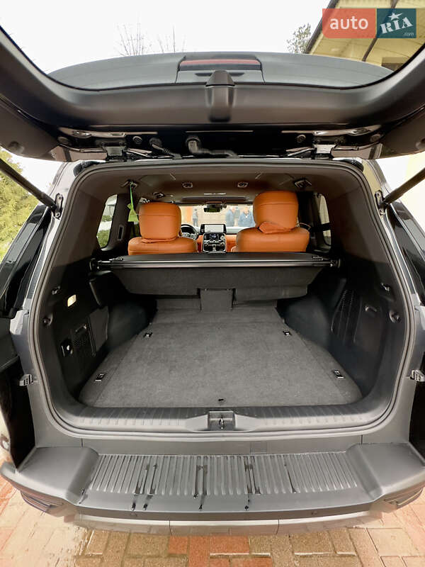 Позашляховик / Кросовер Lexus LX 2023 в Києві