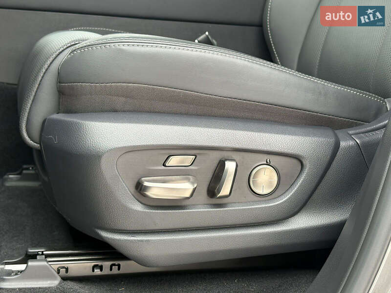 Позашляховик / Кросовер Lexus LX 2023 в Києві