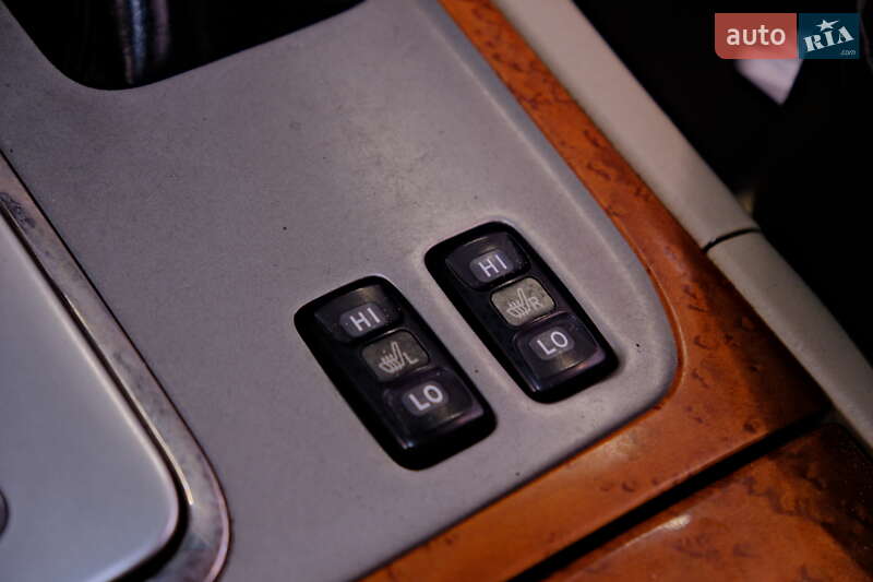 Позашляховик / Кросовер Lexus LX 2003 в Одесі