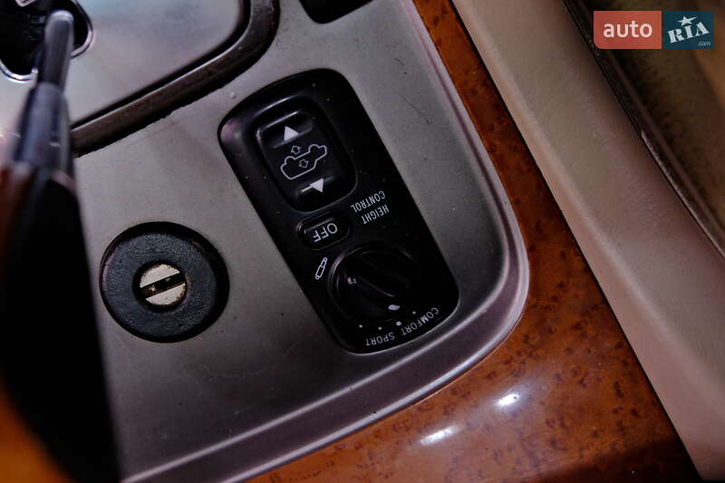 Позашляховик / Кросовер Lexus LX 2003 в Одесі