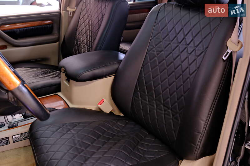 Позашляховик / Кросовер Lexus LX 2003 в Одесі