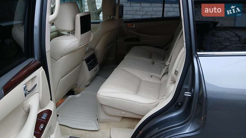Внедорожник / Кроссовер Lexus LX 2013 в Харькове