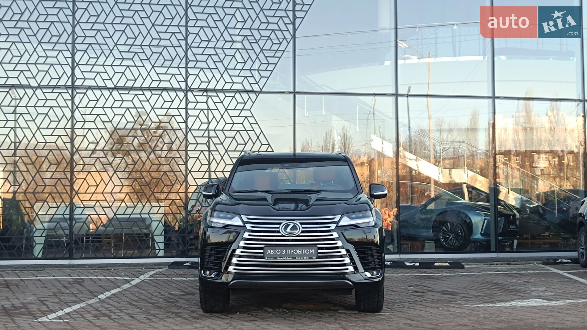 2023 Lexus LX - мініатюра 5