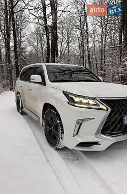 Внедорожник / Кроссовер Lexus LX 2016 в Тячеве