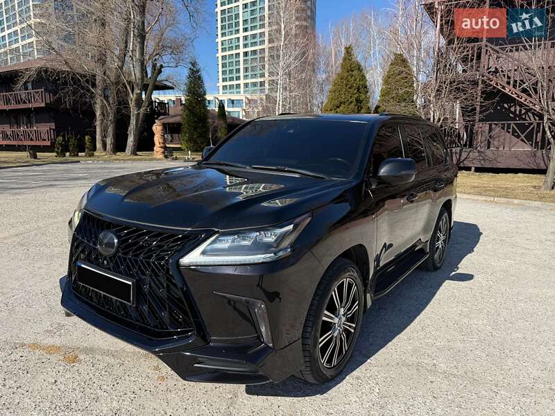 Внедорожник / Кроссовер Lexus LX 2016 в Днепре
