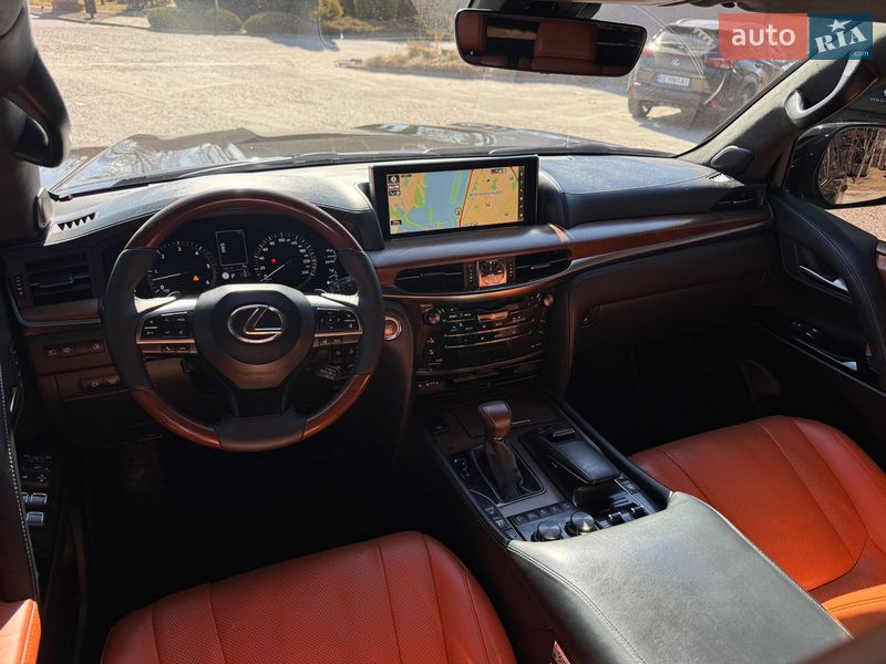 Внедорожник / Кроссовер Lexus LX 2016 в Днепре