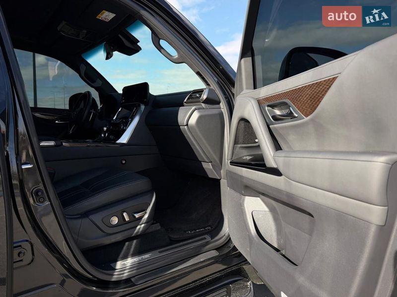 Внедорожник / Кроссовер Lexus LX 2023 в Киеве