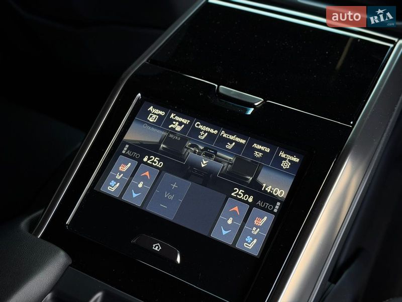 Внедорожник / Кроссовер Lexus LX 2023 в Киеве