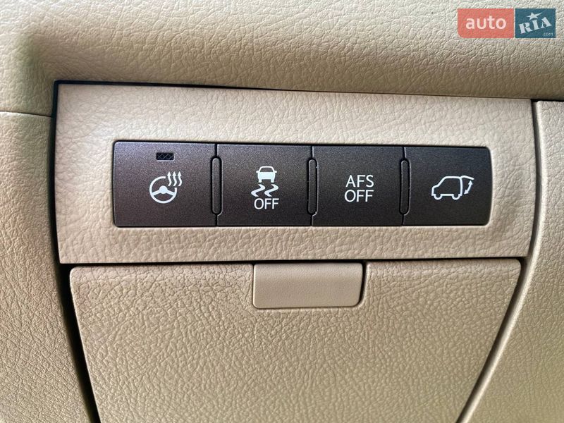 Внедорожник / Кроссовер Lexus LX 2013 в Львове