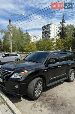 Позашляховик / Кросовер Lexus LX 2011 в Запоріжжі