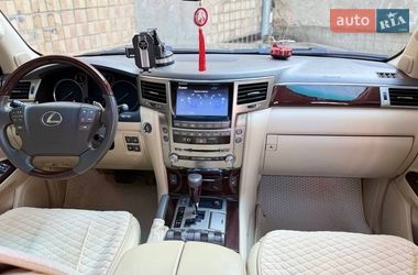 Внедорожник / Кроссовер Lexus LX 2013 в Одессе