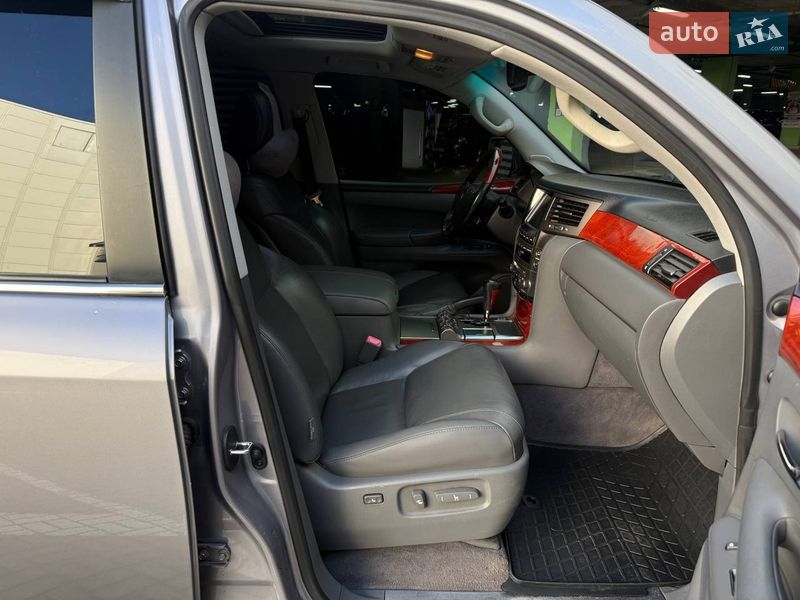 Внедорожник / Кроссовер Lexus LX 2008 в Киеве