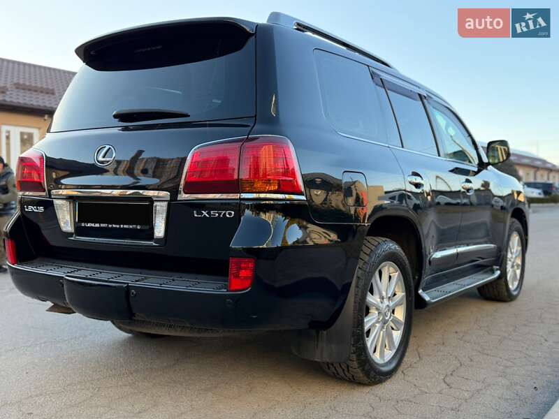 Внедорожник / Кроссовер Lexus LX 2008 в Днепре
