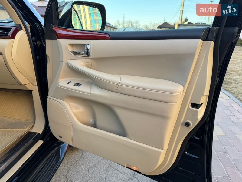 Внедорожник / Кроссовер Lexus LX 2008 в Днепре