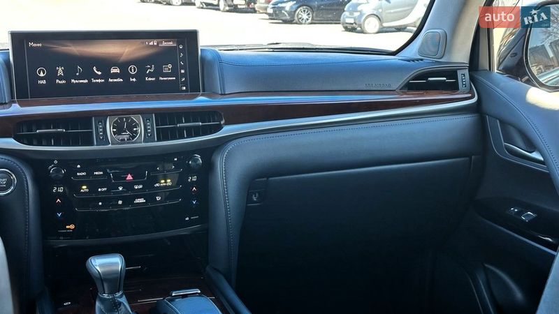 Внедорожник / Кроссовер Lexus LX 2015 в Киеве