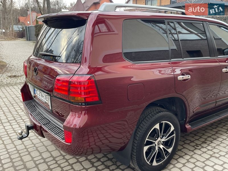 Внедорожник / Кроссовер Lexus LX 2011 в Львове