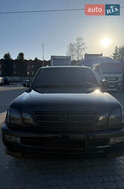Внедорожник / Кроссовер Lexus LX 2004 в Львове