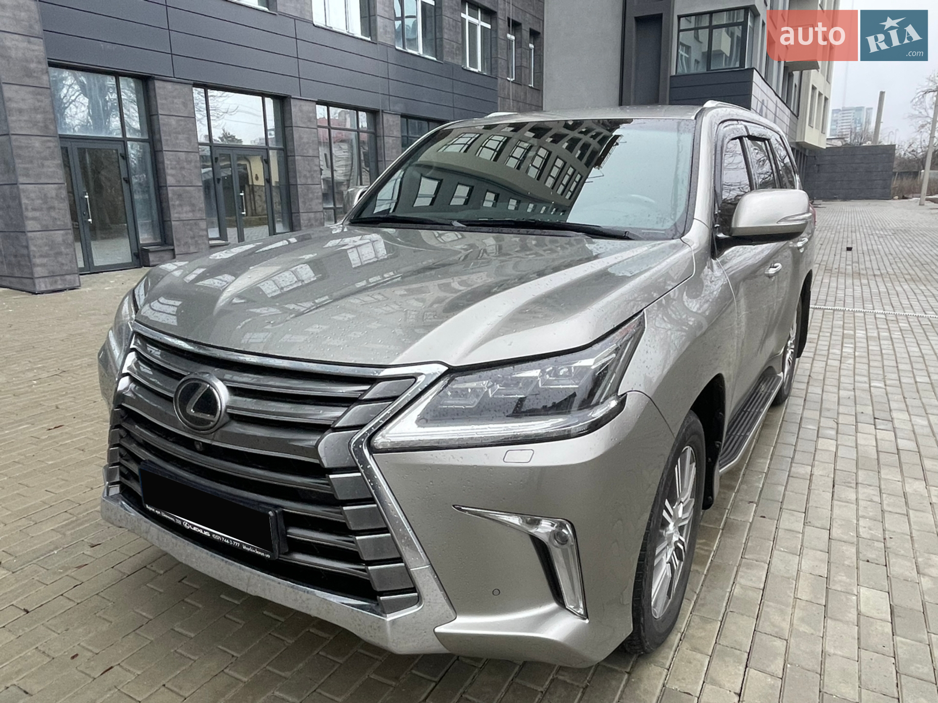 2019 Lexus LX - мініатюра 2
